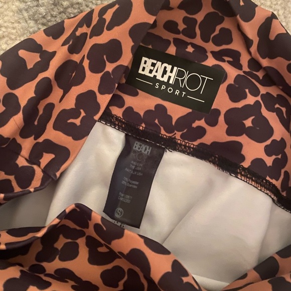 Beach Riot leopard Piper Legging Small - Picture 6 of 9